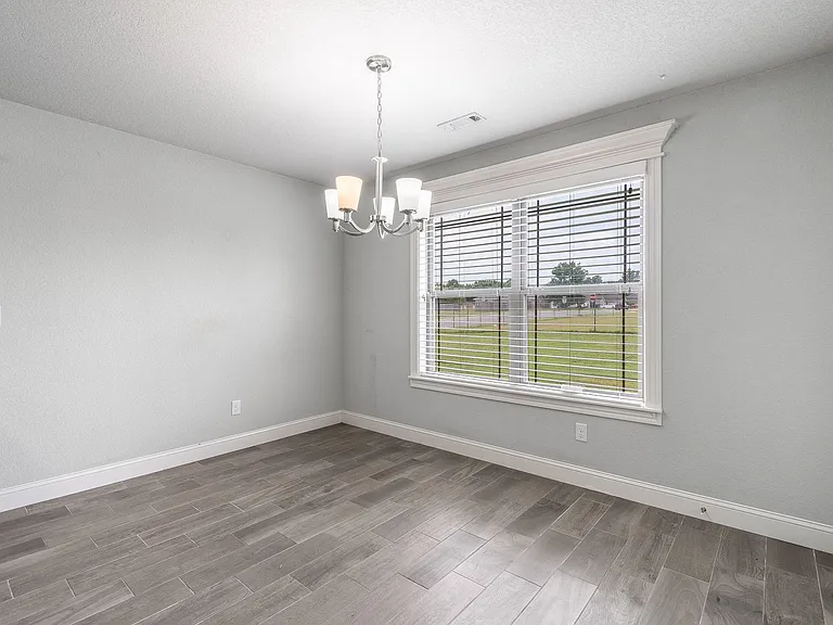 457 Harper Dr — Photo 10