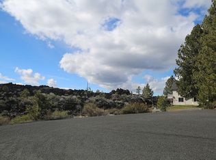 19352 Seminole Cir, Bend, OR 97702