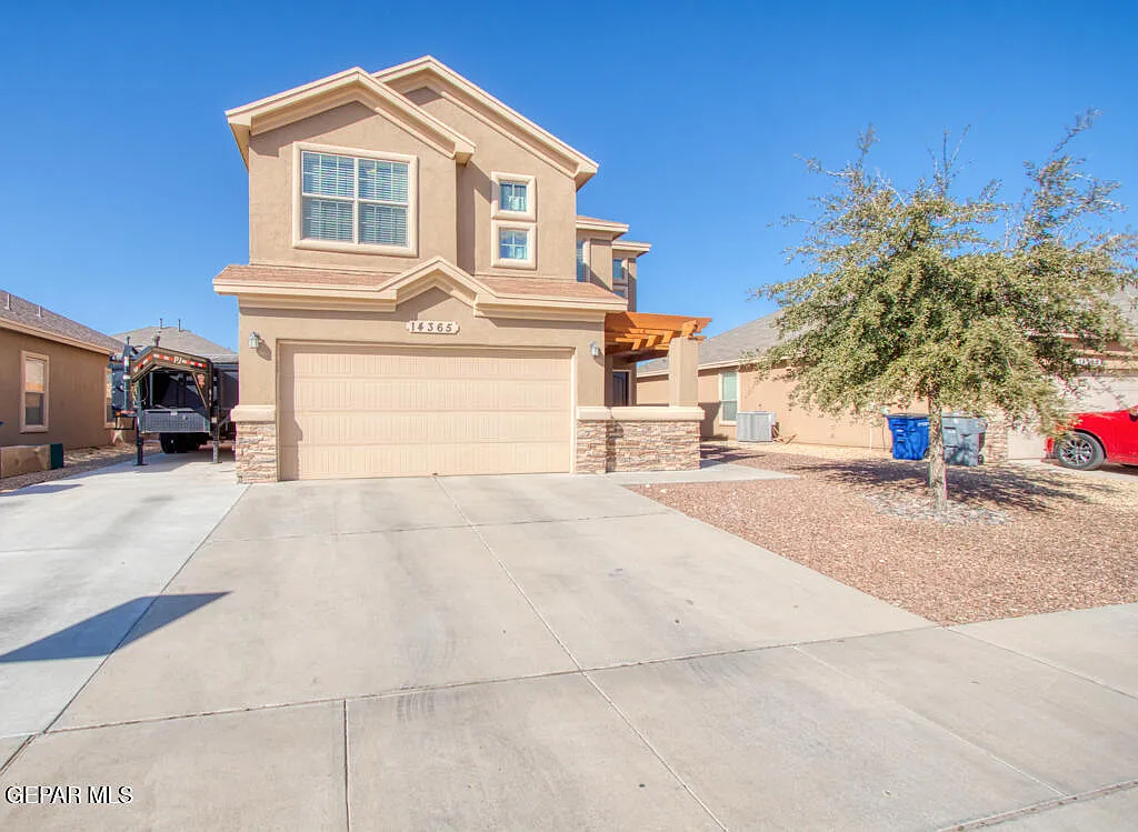 3 bed, 2.5 bath, 2101 sqft, $1,975 — Photo 3