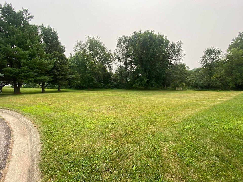 1st image of E Potawatomi Ln