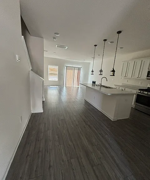 2645 Aubrey St #1 — Photo 7