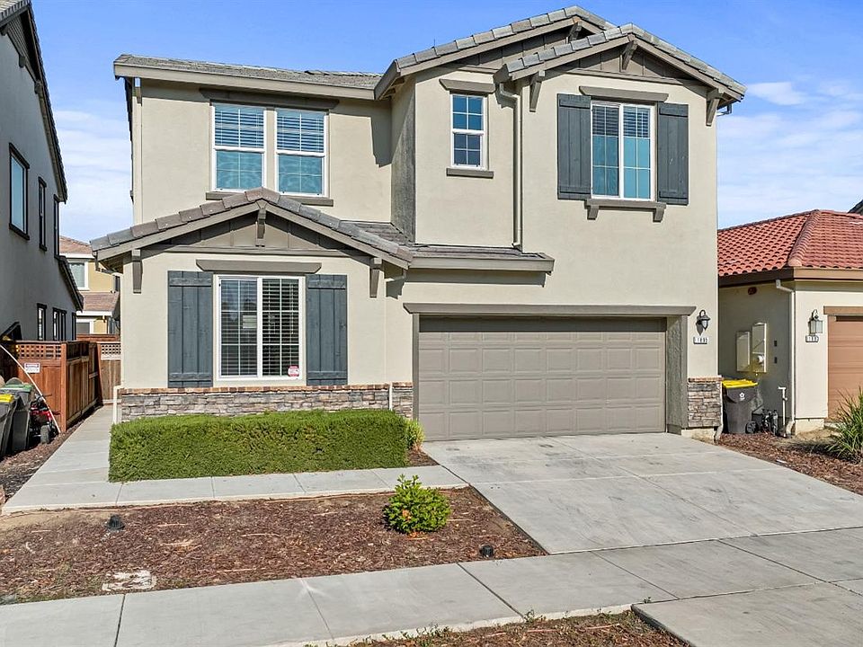 1st image of 1895 Solano Dr