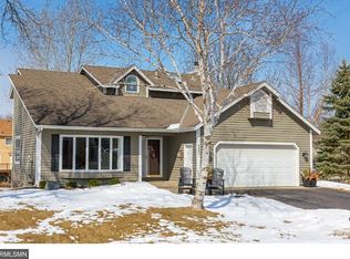 6460 Craig Dr, Eden Prairie, MN 55346