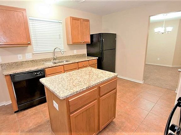 4th image of 7718 Thicket Trace Ct