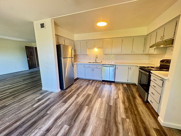 2nd image of 8671-8687 Lemon Ave #8671-01