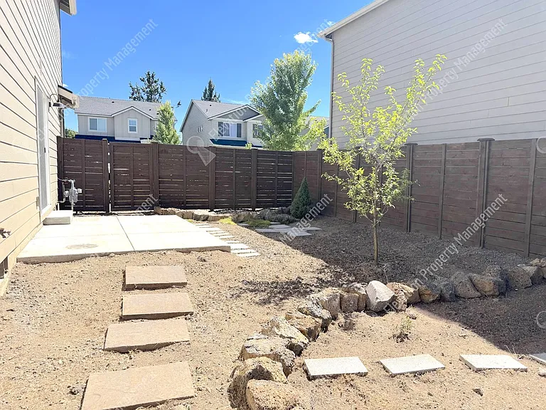20570 SE Cameron Ave — Photo 7
