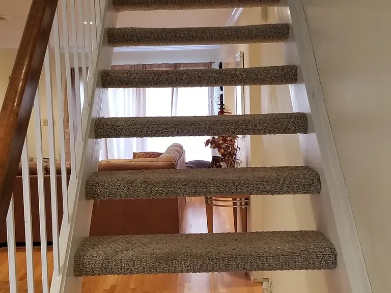 75 Greenway Close — Photo 14