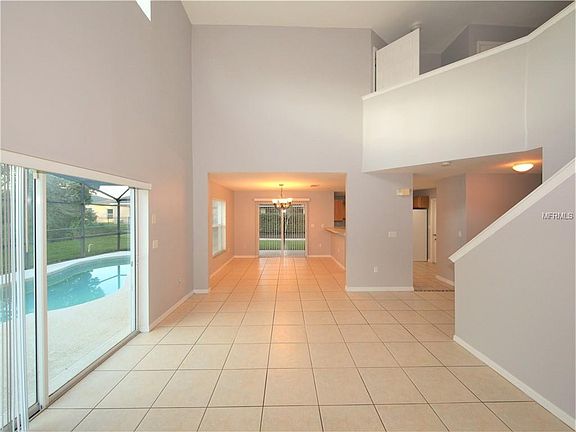 3rd image of 253 Granada Blvd