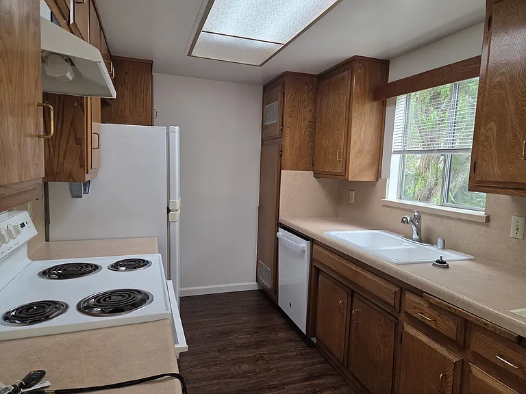 1750 Prefumo Canyon Rd #3 — Photo 6