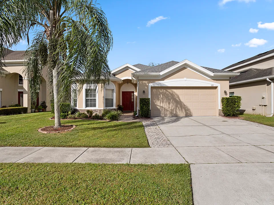 555 Fern Lake Dr