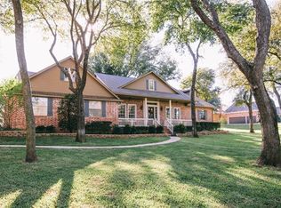 1705 Warwick Crescent Ct, Argyle, TX 76226