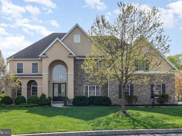 1273 Skyview Ct, Mechanicsburg, PA 17050