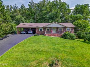 108 Cedar Grove Rd, Johnson City, TN 37601