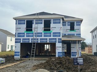 996 N South St, Wilmington, OH 45177