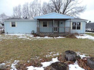 3174 Fair Oak St, Benton Harbor, MI 49022