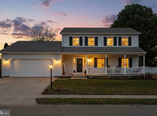 737 Poplar St, Hanover, PA 17331