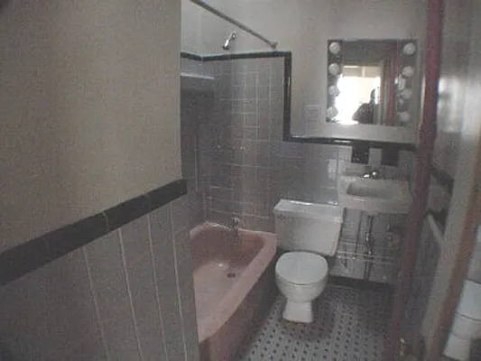 Rented by Triumph Property Group | media 26