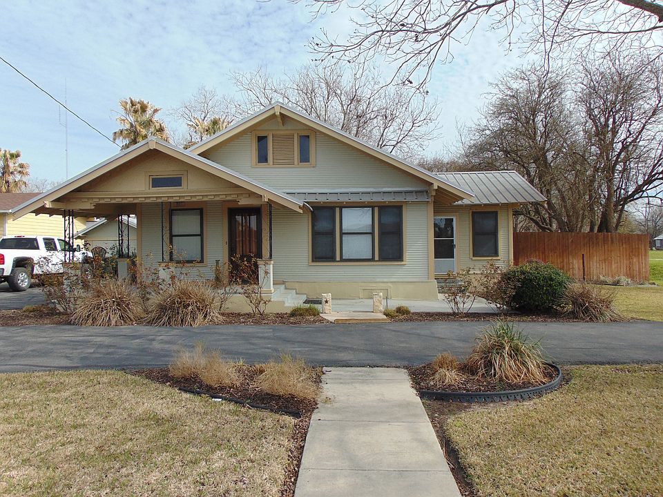 1020 St. Paul