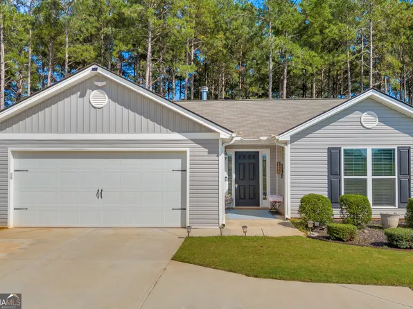 2868 Mount Hebron Rd, Hartwell, GA 30643