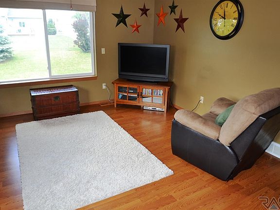 5th image of 4425 W Panda Dr