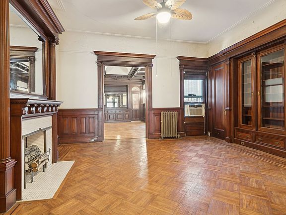 4th image of 549 1st St Floor 1