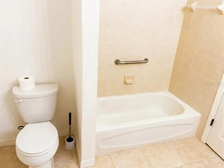 1802 Triano Cir #1802 — Photo 14