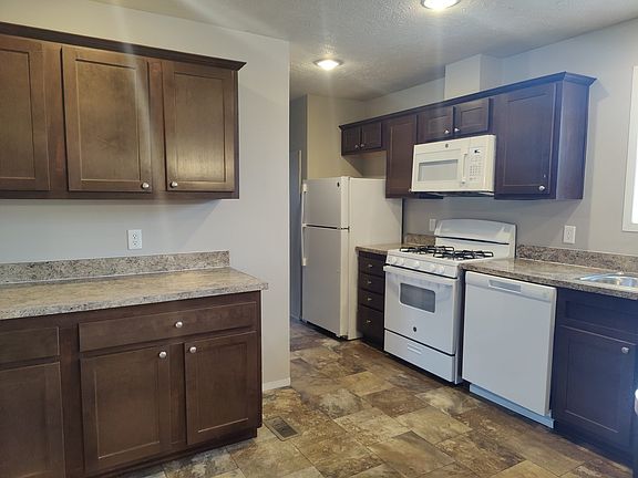 3rd image of 3951 Bentwood Cir W #269