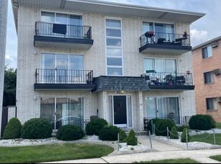 6037 Marshall Ave APT 3B, Chicago Ridge, IL 60415