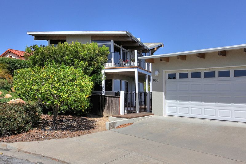 1st image of 660 Alto Dr