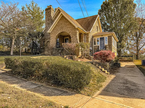 42 Overlook Dr, Fort Thomas, KY 41075