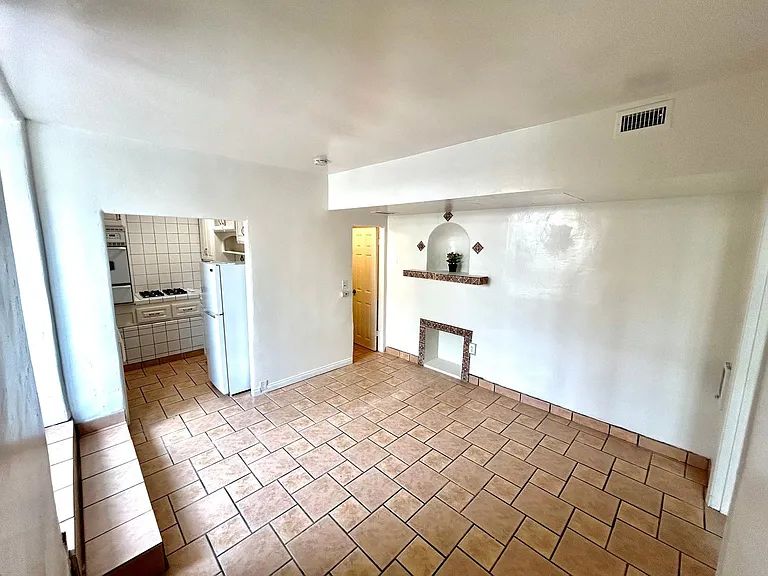 2400 A St #1305 — Photo 4
