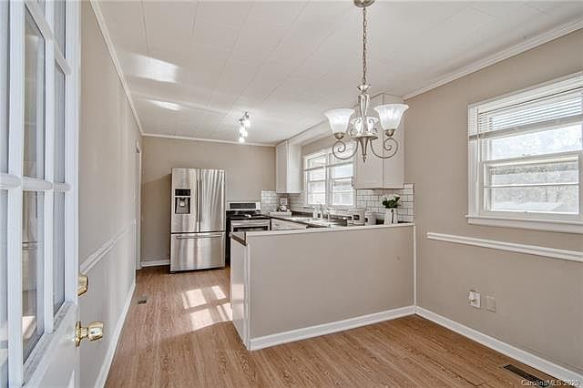 1st image of 305 Forestway Dr #J