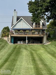 1407 N River Rd, Saint Clair, MI, 48079