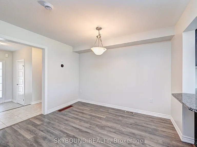 260 Waterbrook Ln — Photo 4