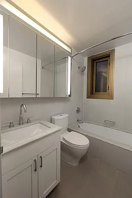 Rented by Manhattan Skyline | media 2