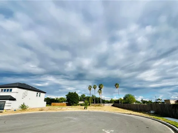 411 Zapata St, San Juan, TX 78589