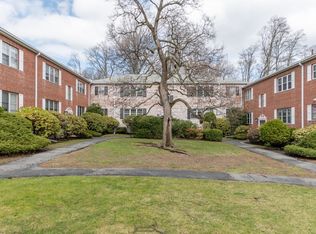 121 Lake Shore Rd APT 2, Brighton, MA 02135