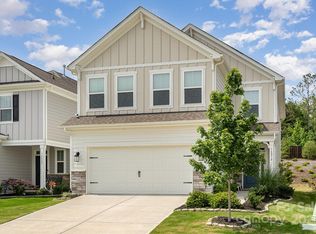 16018 River Tree Ln, Charlotte, NC 28278