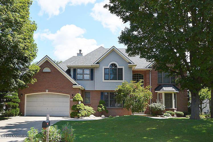1st image of 7621 Dunross Dr
