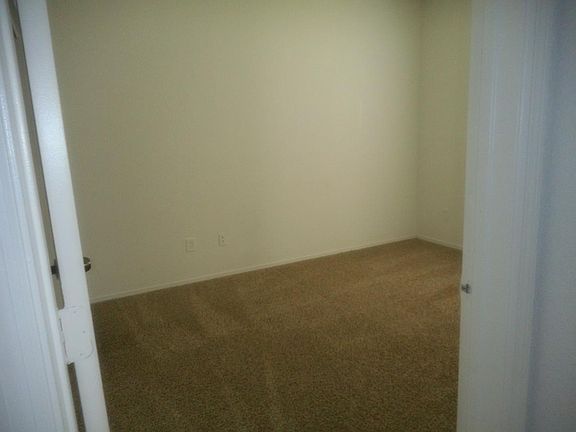 3rd image of 401 Jordan Stuart Cir APT 103