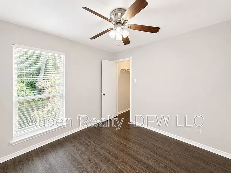 7716 Sable Ln — Photo 13
