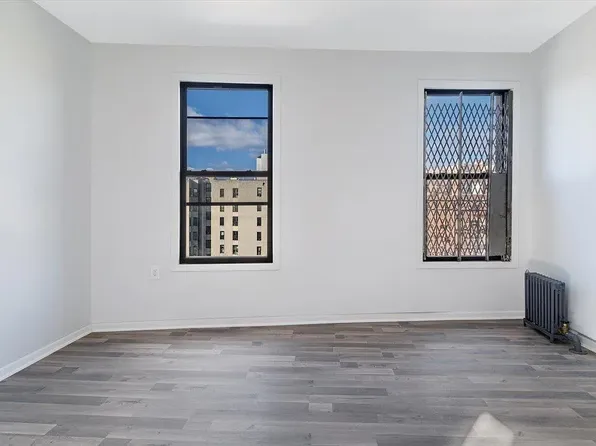 4260 Broadway 604 image 3 of 15
