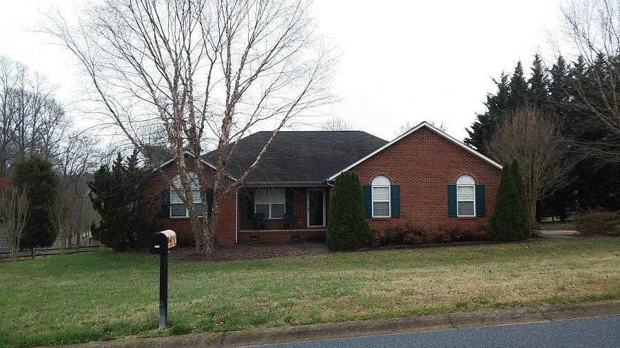 1st image of 5259 Olde School Dr