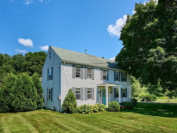 40 North St, Hatfield, MA 01038