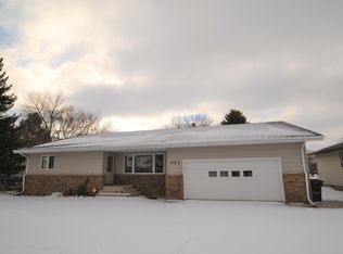 423 E Denver Ave, Bismarck, ND 58504