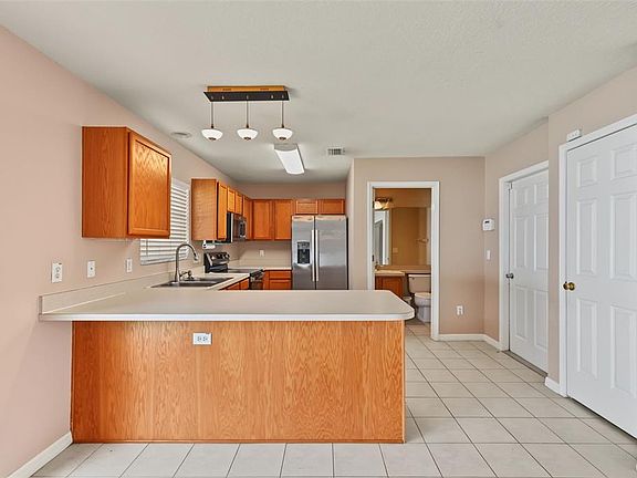 3rd image of 150 SAWTOOTH DRIVE