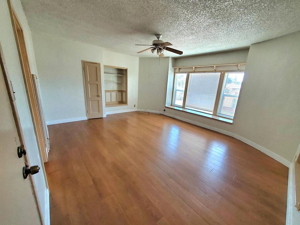 1 Bed 1 Bath (Just Remodeled)