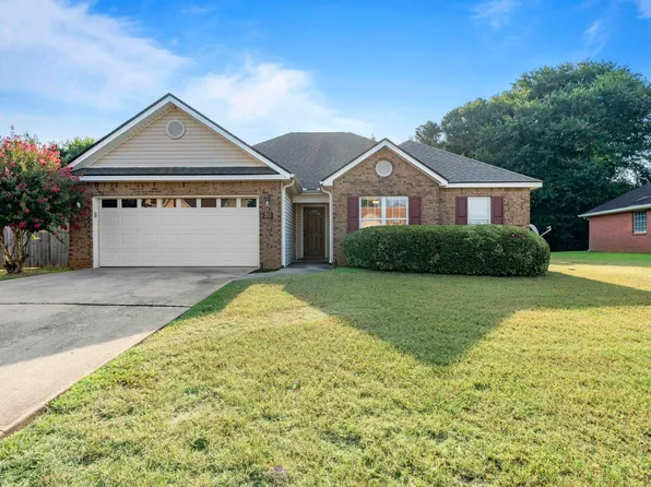 203 Myles Ln, Bonaire, GA 31005