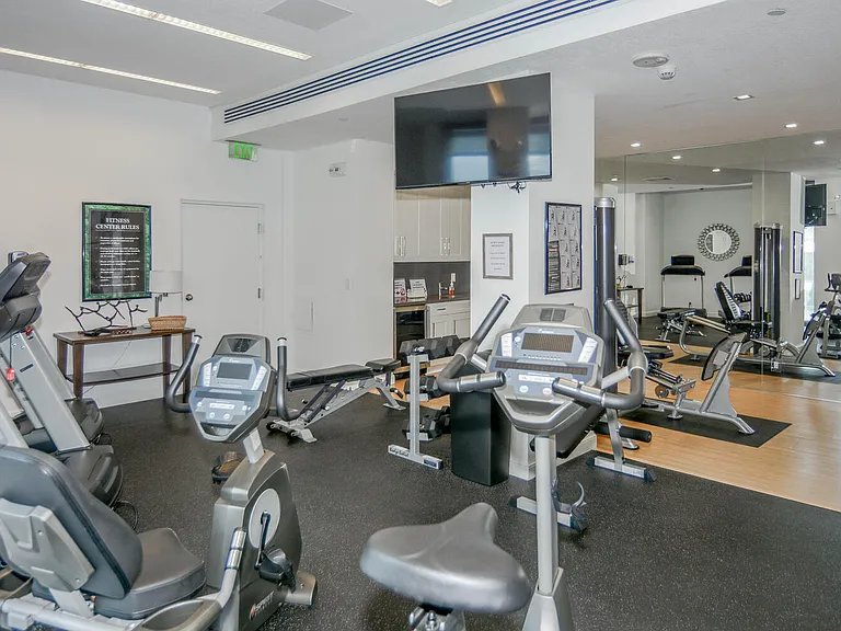 5540 N Ocean Dr #8C — Photo 42