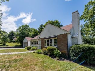 19 S Beechwood Rd, Bedford Hills, NY